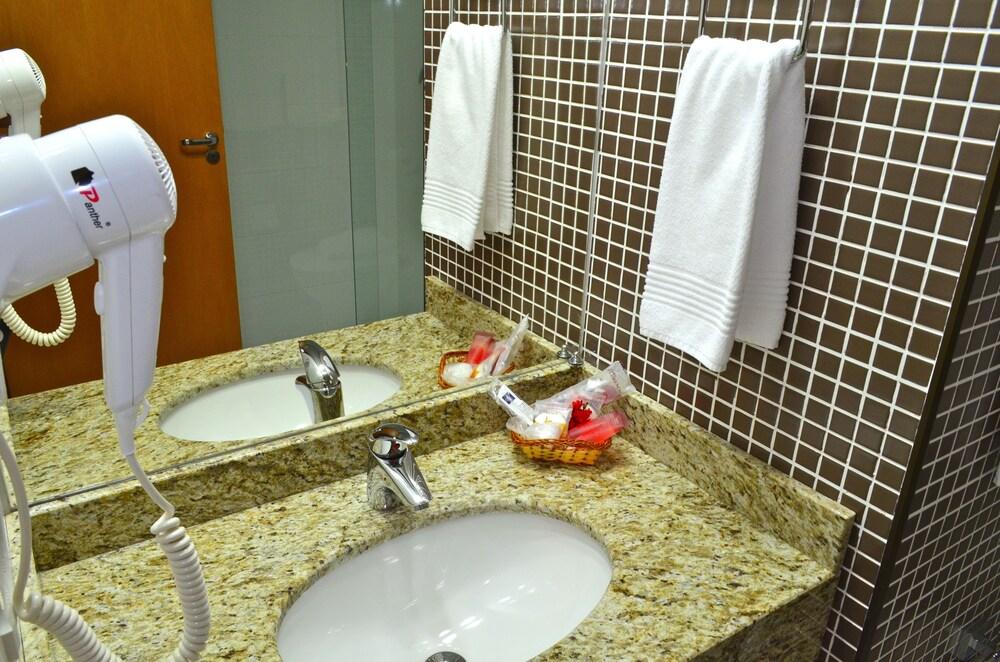 Hotel Thomasi Express Maringa Ngoại thất bức ảnh